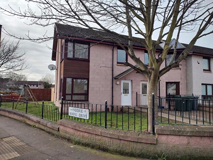 3 Bedroom Semi-Detached House To Rent In Niddrie Mains Drive, Edinburgh, Midlothian, EH16