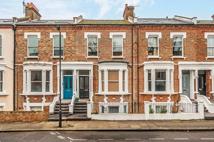1 Bedroom Flat For Sale In Thorngate Road, Maida Vale, W9
