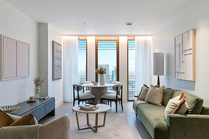 2 Bedroom Flat For Sale In One Bishopsgate Plaza, Houndsditch, London, EC3A