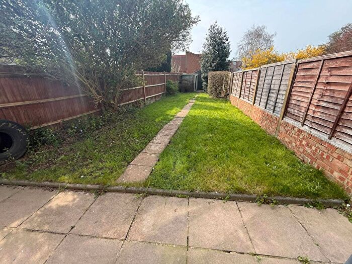 3 Bedroom Semi Detached House To Rent In Thackeray Close, Uxbridge, UB8