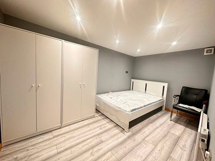 1 Bedroom Studio To Rent In Hayes, UB4