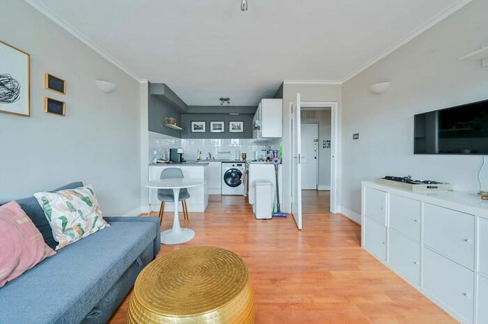1 Bedroom Flat To Rent In New Cavendish Street, Fitzrovia, London, W1W