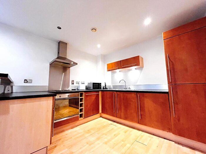 2 Bedroom Flat To Rent In Westray, City Island, Leeds, LS12