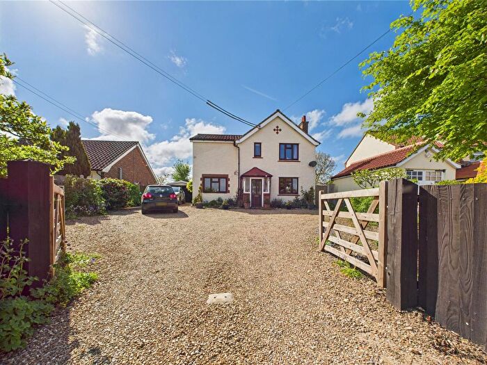 4 Bedroom Detached House To Rent In Roughton Road, Cromer, NR27