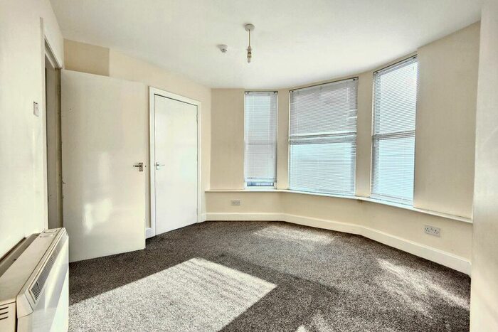 1 Bedroom Flat To Rent In Skipton Street, Morecambe, LA4