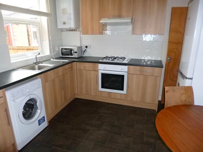 2 Bedroom Terraced House To Rent In Hawthorne Grove, Beeston, NG9