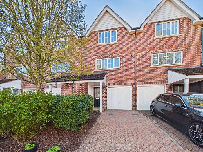 4 Bedroom Terraced House To Rent In Mallard Place, High Wycombe, Buckinghamshire, HP11