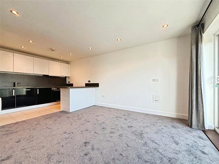 1 Bedroom Apartment For Sale In Heron House, Rushley Way, Reading, RG2
