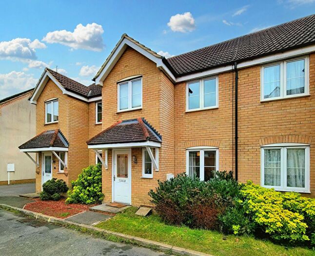 3 Bedroom Terraced House To Rent In Lockhart Avenue, Oxley Park, MK4