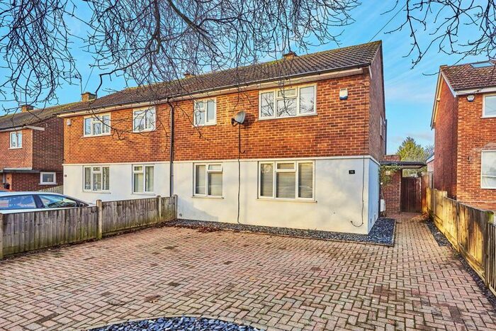 4 Bedroom Property To Rent In Windermere Avenue, St Albans, Herts AL1