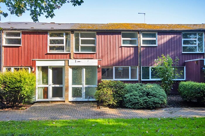 3 Bedroom Terraced House For Sale In Millfield, New Ash Green, Longfield, Kent, DA3
