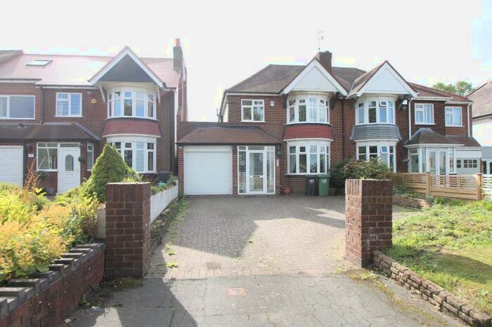 3 Bedroom Semi-Detached House To Rent In Manor Lane, Halesowen, B62