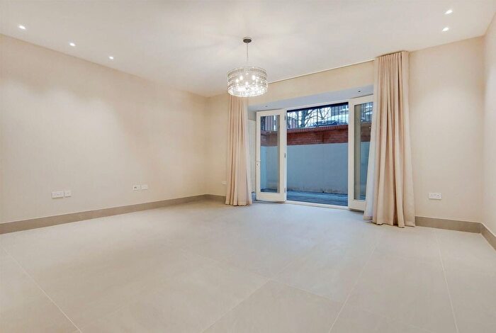 1 Bedroom Flat To Rent In Fitzjohns Avenue, London, NW3