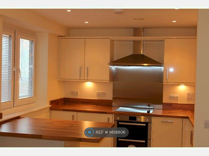 1 Bedroom Flat To Rent In Central Point, Basingstoke, RG21