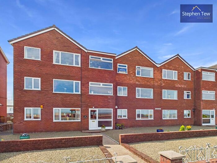 2 Bedroom Flat For Sale In The Esplanade, Knott End-On-Sea, Poulton-Le-Fylde, FY6