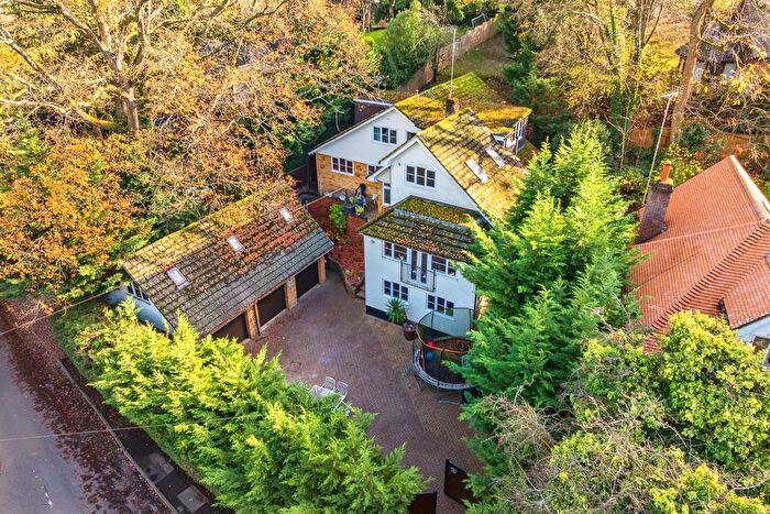 6 Bedroom Detached House For Sale In Robbery Bottom Lane, Welwyn, AL6