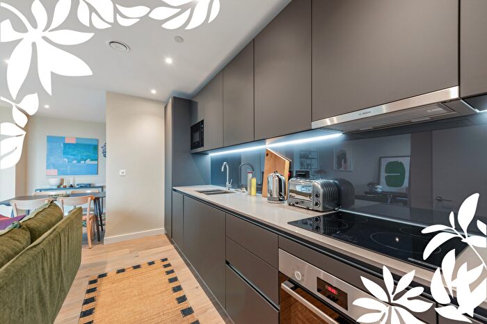 2 Bedroom Apartment To Rent In Riverstone Heights, Reed Avenue, London, E3