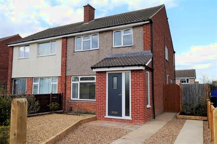 3 Bedroom Semi-Detached House To Rent In Grange Drive, Melton Mowbray, LE13