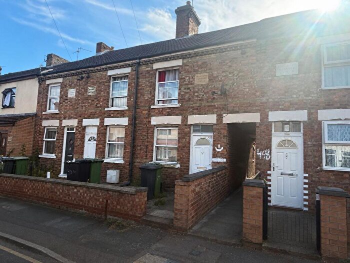 3 Bedroom Semi Detached House For Sale In Gladstone Street, Peterborough, PE1