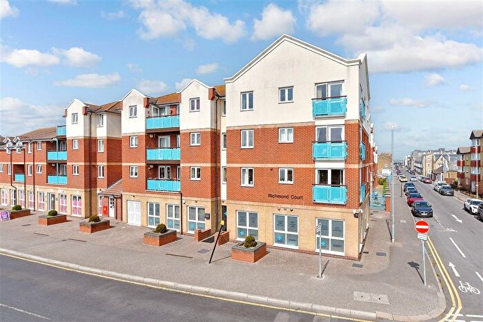1 Bedroom Flat For Sale In Richmond Street, Herne Bay, Kent, CT6