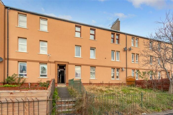 3 Bedroom Flat To Rent In F Sandeman Street, Dundee, DD3