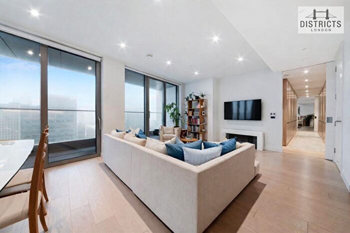 2 Bedroom Flat To Rent In Park Drive, London, E14