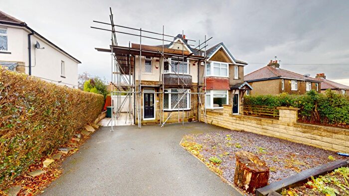 3 Bedroom Semi Detached House To Rent In Cooper Lane, Buttershaw, Bradford, BD6