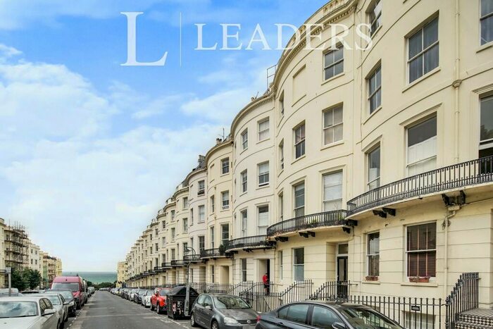 2 Bedroom Flat To Rent In Brunswick Place, Hove, BN3