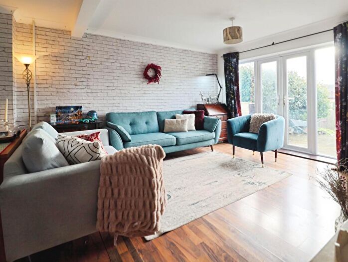 3 Bedroom Semi Detached House For Sale In Heol Miles, Talbot Green, Pontyclun, CF72