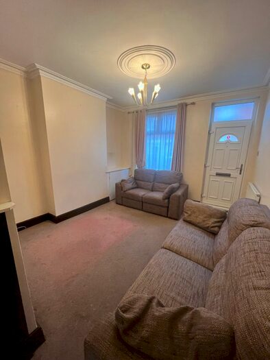 3 Bedroom Terraced House To Rent In Moat Road, Leicester, LE5