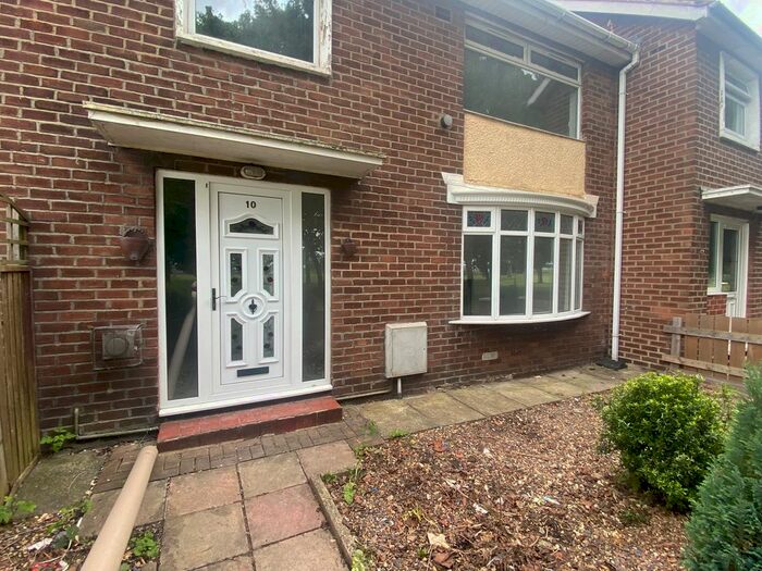 3 Bedroom Terraced House To Rent In Longcroft Walk, Middlesbrough, TS3