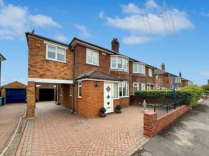 4 Bedroom Semi-Detached House For Sale In The Parkway, Newby, Scarborough, YO12