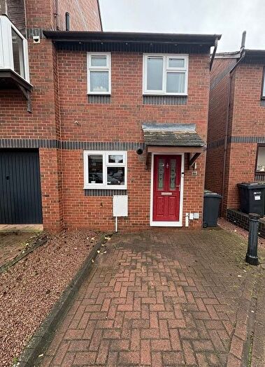 2 Bedroom End Terrace House For Sale In Byfield Rise, Worcester, WR5