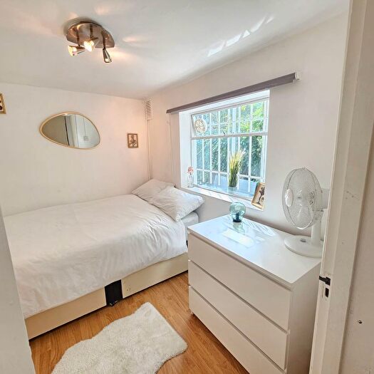 2 Bedroom Flat To Rent In Junction Road, London, N19