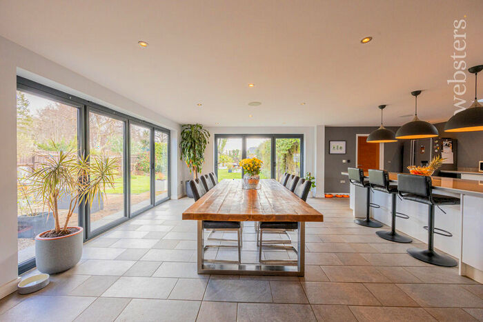 4 Bedroom Detached Bungalow For Sale In School Road, Frettenham, NR12