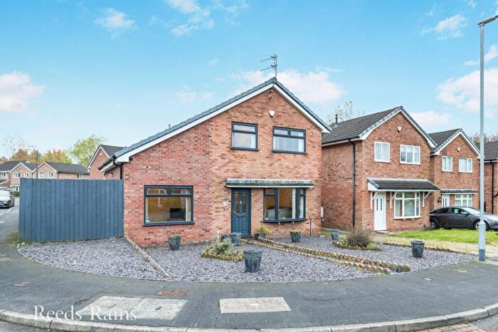 5 Bedroom Detached House For Sale In Whernside Way, Leyland, Lancashire, PR25