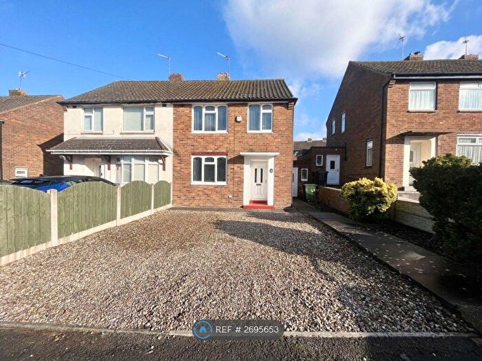3 Bedroom Semi-Detached House To Rent In Church Street, Pensnett, Brierley Hill, DY5