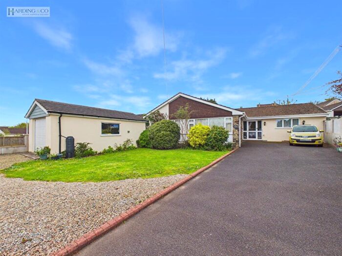 4 Bedroom Detached Bungalow For Sale In Limers Lane, Northam, EX39