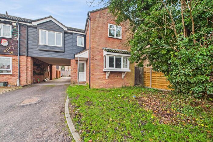 3 Bedroom End Of Terrace House For Sale In Church Lane, Hilton, Huntingdon, Cambridgeshire, PE28