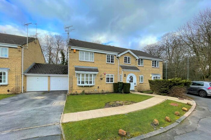 1 Bedroom Flat To Rent In Oakdene Vale, Leeds, West Yorkshire, LS17