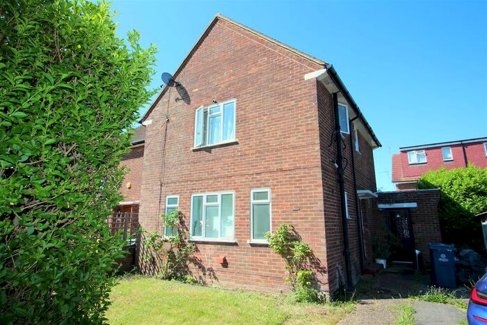 3 Bedroom Semi-Detached House To Rent In Rufus Close, Ruislip, HA4