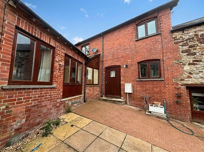 3 Bedroom Barn Conversion To Rent In Holloway Barton, Exeter, EX6