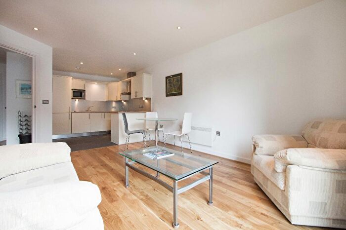 1 Bedroom Apartment To Rent In Brewhouse Yard, London, EC1V