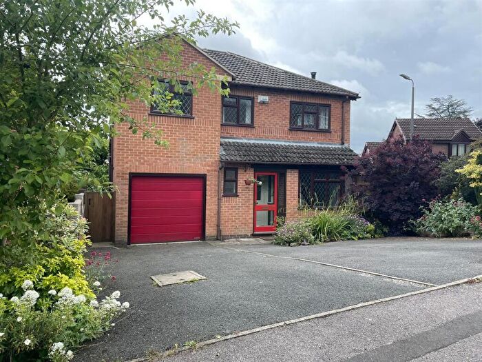 4 Bedroom Detached House For Sale In Manor Road, Ashbourne, DE6