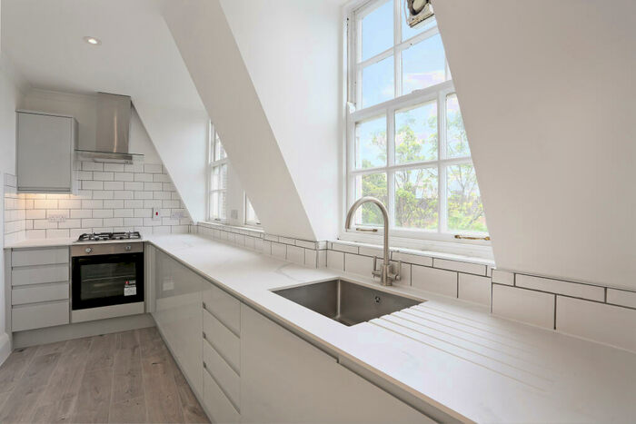 3 Bedroom Flat To Rent In Westminster Court, Aberdeen Place, NW8