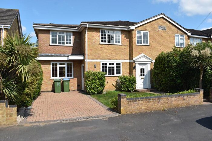 5 Bedroom Semi-Detached House To Rent In Park Lawn Road, Weybridge, KT13