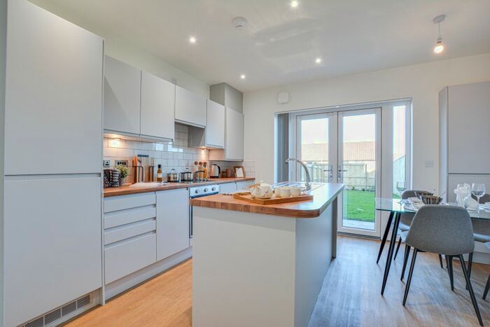 4 Bedroom Terraced House To Rent In Skye Edge, Sheffield, S2