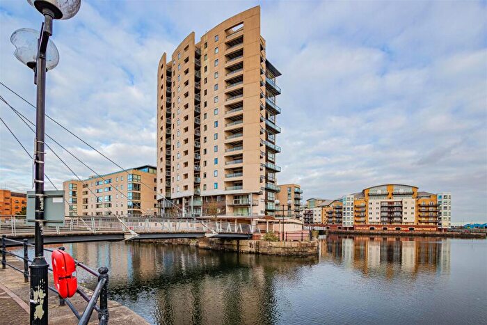 2 Bedroom Apartment To Rent In Falcon Drive, Cardiff, CF10