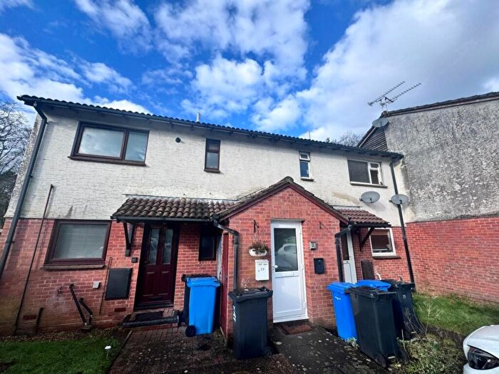 1 Bedroom Flat To Rent In Meadowsweet Road, Poole, BH17