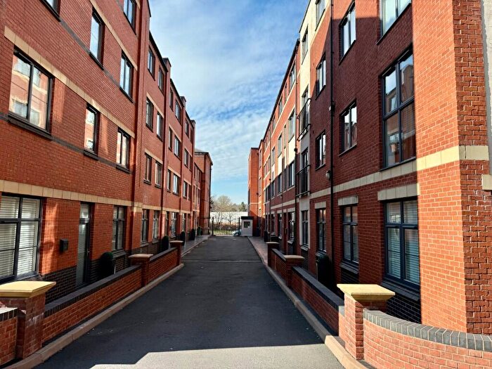 2 Bedroom Apartment To Rent In The Mint, Mint Drive, Jewellery Quarter, Birmingham, B18